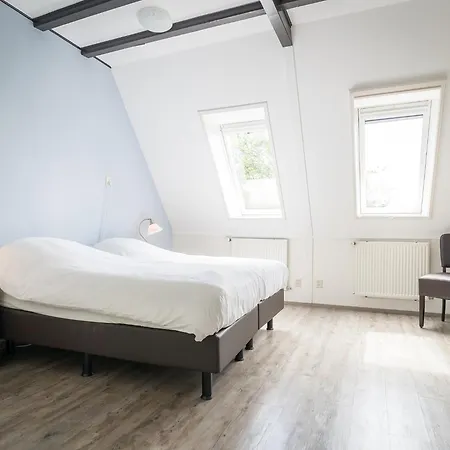 Near De Slufter Сasa de vacaciones *