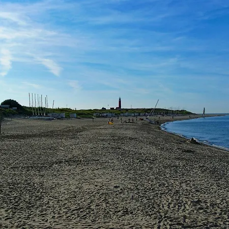 Holiday home Spacious In Dutch Coast Texel With Garden *