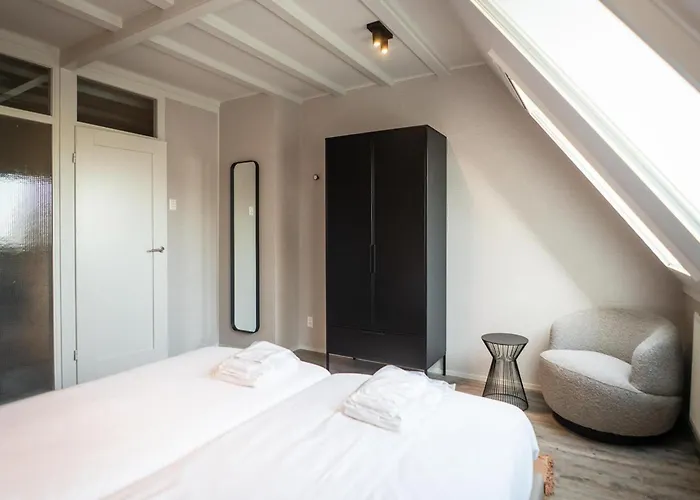 Near De Slufter * דה קוקסדורפ